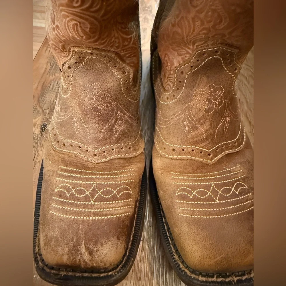 Justin Brown Embroidered Cowboy Boots